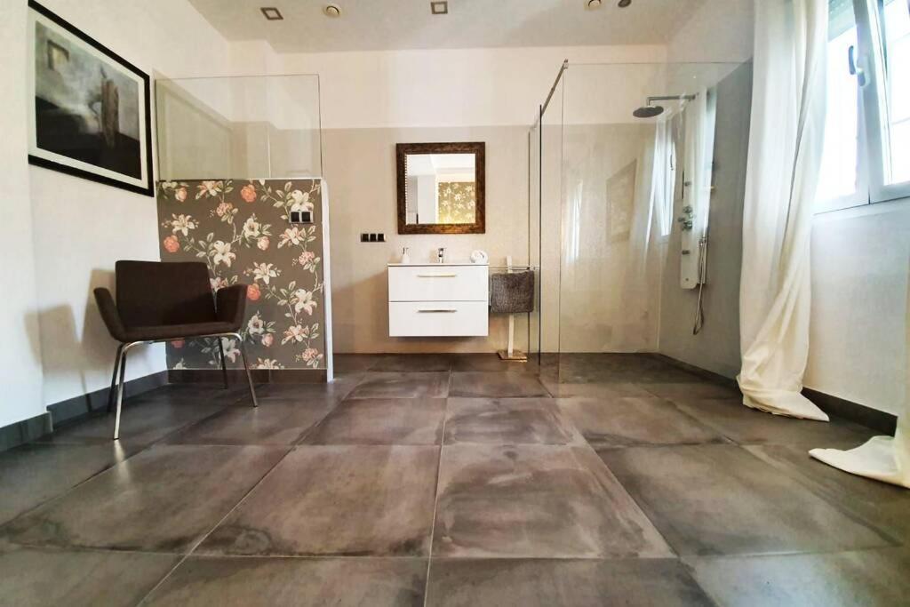 شقة El Patio De San Bernardo إشبيلية المظهر الخارجي الصورة