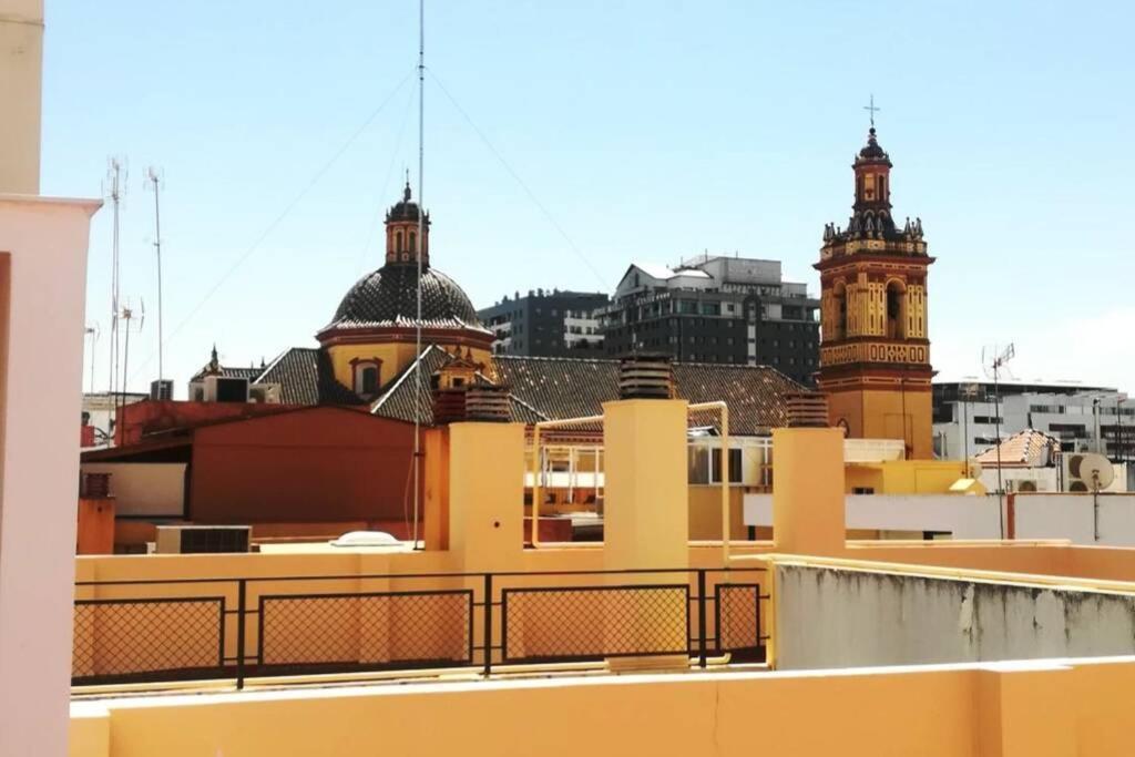 شقة El Patio De San Bernardo إشبيلية المظهر الخارجي الصورة